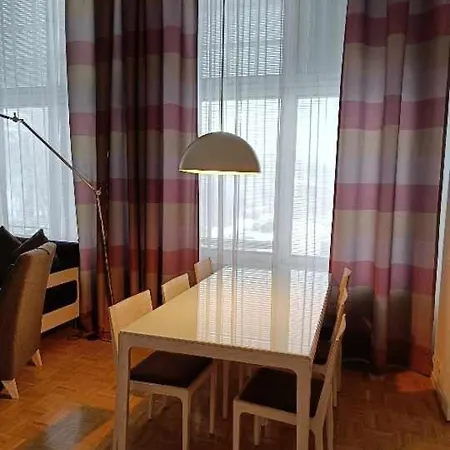 Apartmán Tampereen Kehraeaemoe 133 *
